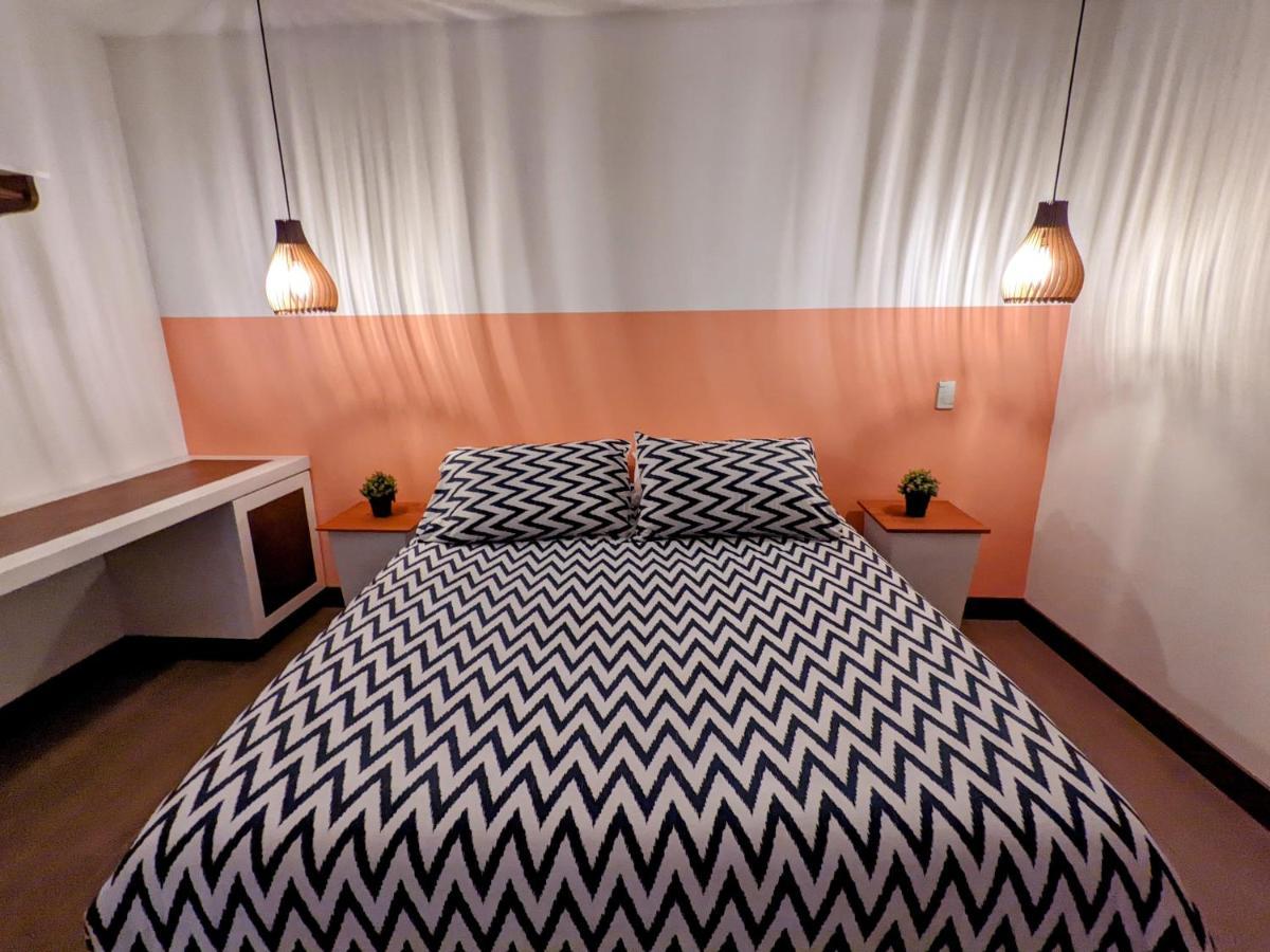 Off Hostel Вилья-де-Лейва Экстерьер фото