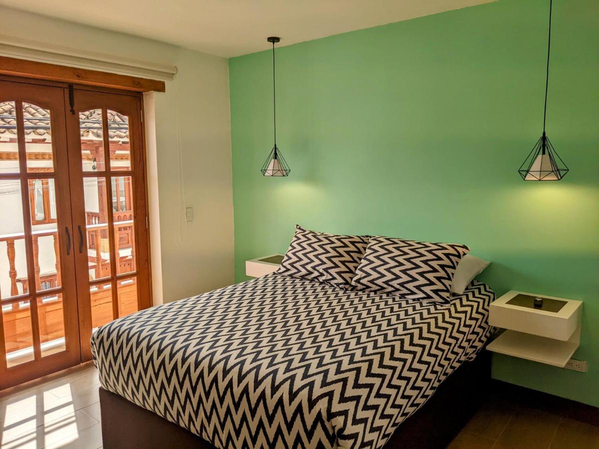 Off Hostel Вилья-де-Лейва Экстерьер фото