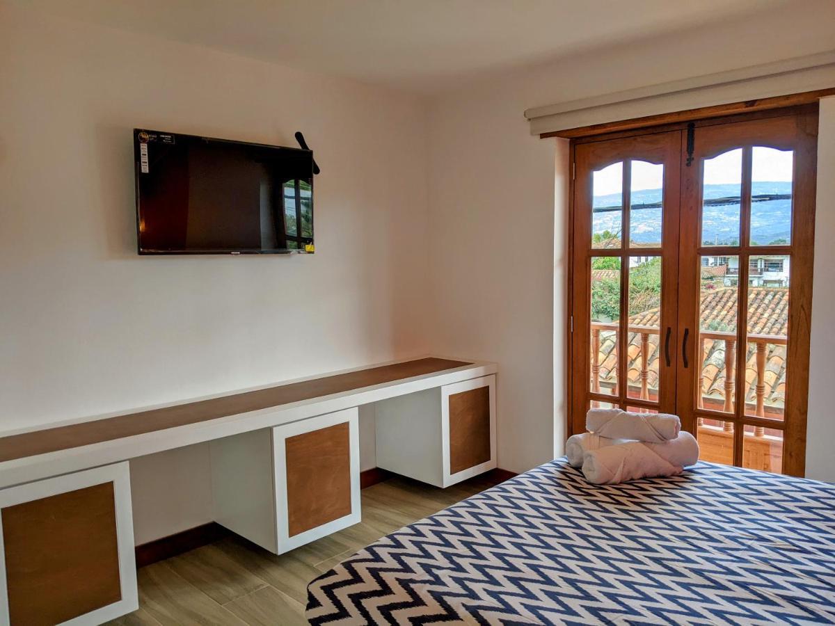 Off Hostel Вилья-де-Лейва Экстерьер фото